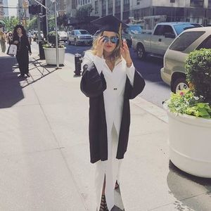 Meet your Posher, Arielle